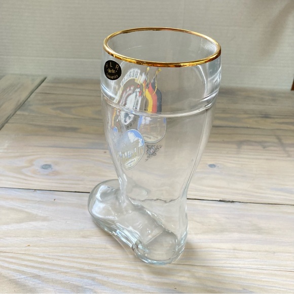 Berlin GERMANY Souvenir Beer Glass Boot Gold Rim 8 inches Tall 0.5 Liters - Picture 5 of 14